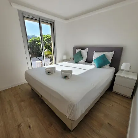 Le Bijou De Valrose - 4 Bedroom With Pool Lägenhet Nice
