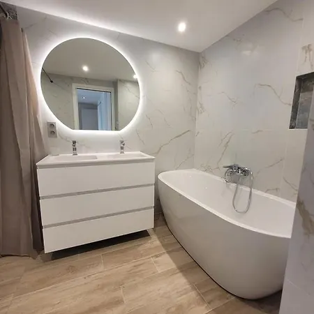 Le Bijou De Valrose - 4 Bedroom With Pool * Νίκαια